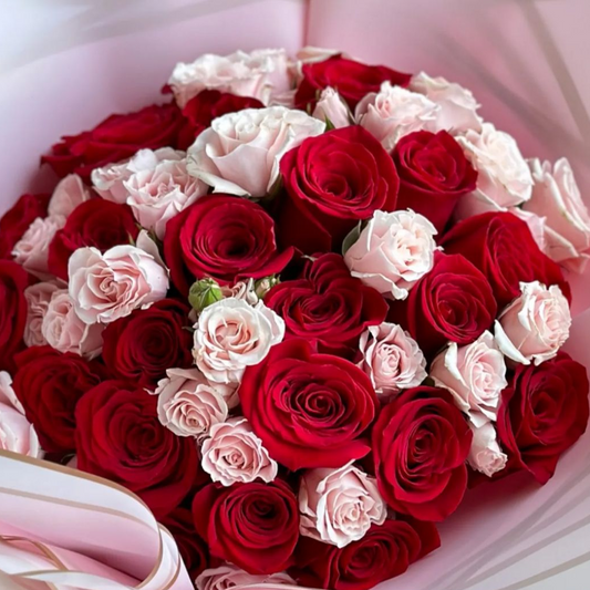 25 PINK AND RED ROSES